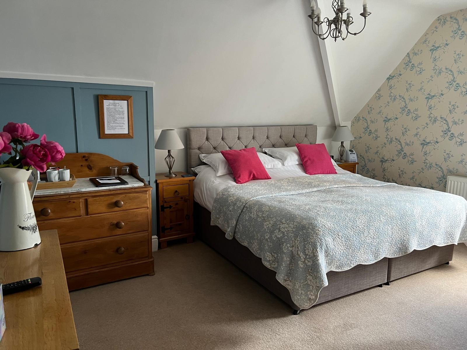 HODGSON ROOM